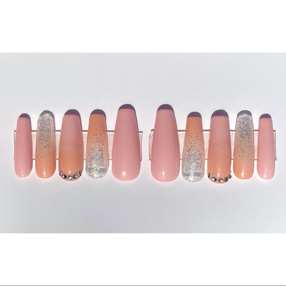 Luxury Press On Nails Glitter Rhinestone Pink Nude